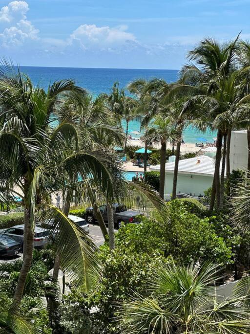 Amazing Apartment On The Beach Hollywood Buitenkant foto